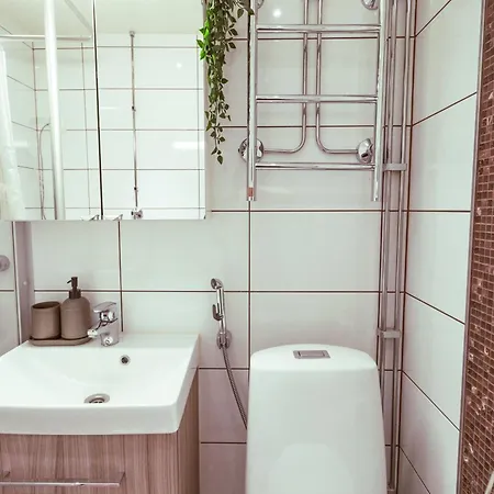 Comfy Spot Close To Tripla Mall And Dining *