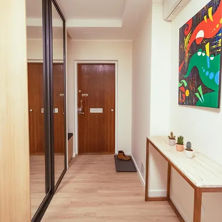 Apartment Comfy Spot Close To Tripla Mall And Dining