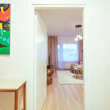 Comfy Spot Close To Tripla Mall And Dining *